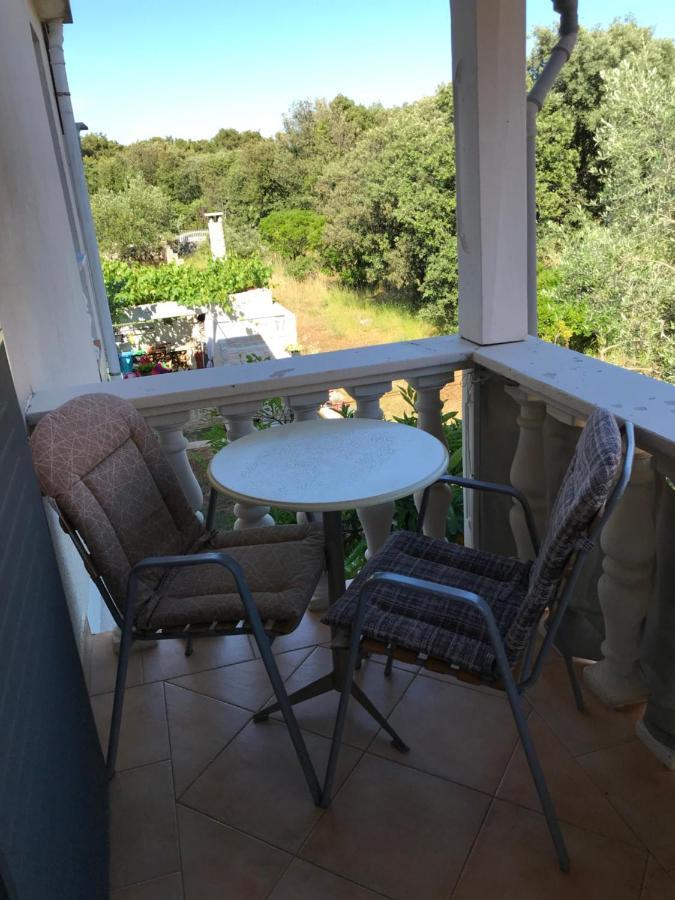 Bava Lägenhet Ugljan Exteriör bild